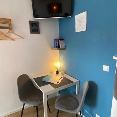 Kleines Doppelzimmer Mit Eigenem Bad Und Kuehlschrank, Frisch Saniert Friedrichskoog Exterior photo